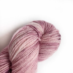 Hand Dyed Yarn TEA for TWO Pink Mauve Rose Superwash Merino Wool DK Weight Knitting Yarn, 100g Ready to Ship image 3
