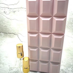 Sweet Tooth Perfume Sample - Milky Lactonic Vanilla Decant