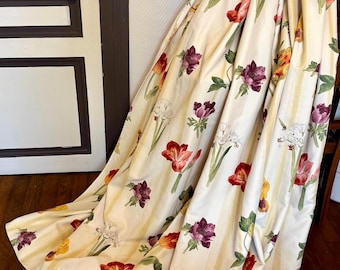 Magnifique Heavy French Drapery Panel – Vintage Lined Spring Florals – Château Style Decor