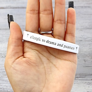 Peanut Allergy Medical Alert Bracelet - Allergic To Drama And Peanuts - Custom Silicone ID Band For Anaphylaxis, Nut Allergy, Epipen Present