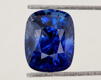 5.41ct GRS Certified Ceylon Blue Sapphire: Cushion Cut Loose Gem