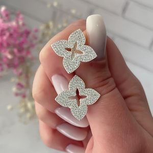 Silver Four Leaf Clover Earrings, 4 Leaf Clover Stud Earrings, Shamrock Sterling Silver Earrings, Botanical Silver Jewelry, Symbol of Luck
