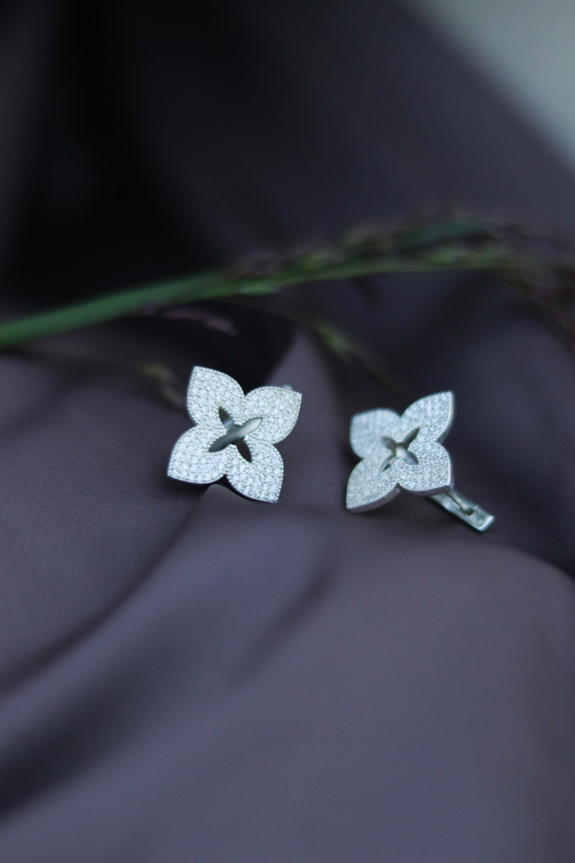 thumbnail image 2 of 4-Leaf Lucky Clover Silver Jewelry Set – Pave CZ Necklace & Earrings, White Gold Plated, Lab-Created Stones 2 of 6