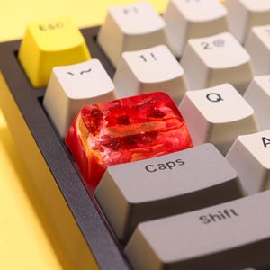 Artisan TAB Keycap 1.5U, Crystal And Natural Flowers, Custom Resin Keycap, Handmade SA Profile, Cherry MX, Cute Gaming Gift, Anime Keycaps