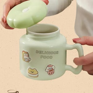 Cute Cartoon Mirror Mug – Large Capacity Ceramic Coffee Cup with Handle, Heat-Resistant & Comfortable Grip, Smooth Finish
