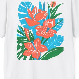 Tropical Floral T-Shirt | Casual Summer Vibes | Perfect Gift for Nature Lovers, Birthdays, Parties, Beach Wear, Relaxed Fit