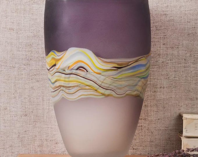 Marcellus Frosted Vase Amethyst