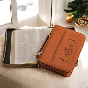 Personalisierte Leder Bibel Hülle, Benutzerdefinierte Taufgeschenk, Religiöse Geschenke, Christliches Geschenk, Benutzerdefinierte Bibelhülle, Benutzerdefinierte Bibelhülle, Geschenk für sie