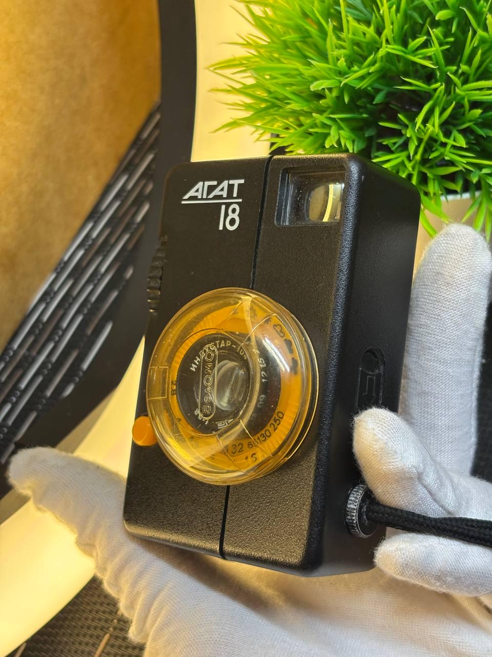 希少な伝説的なソビエトカメラAGAT 18K BELOMOハーフフレーム35mm