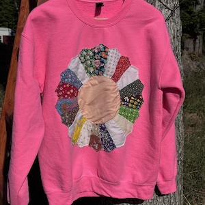 Vintage Quilt Block Applique Pink Sweatshirt size Medium