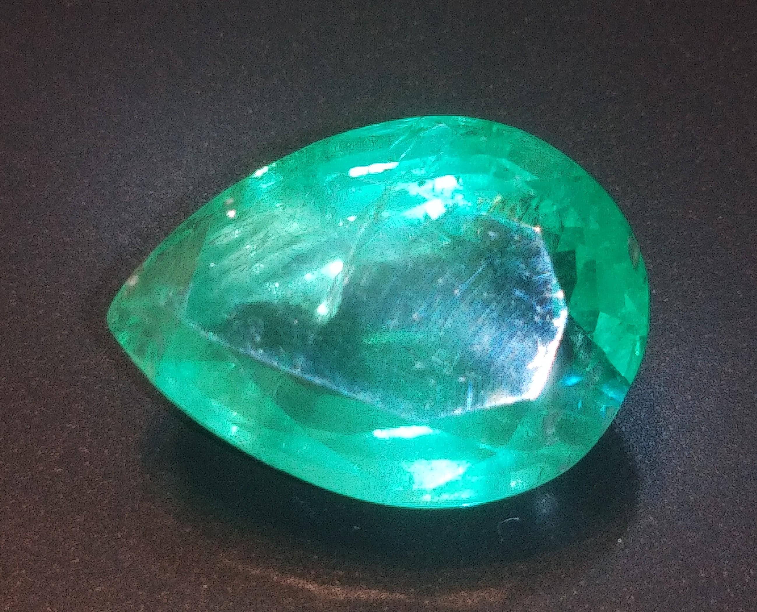 Lot 5 émeraudes Naturelles De Colombie – 0,60 Ct – Taille Carrée – Huilées