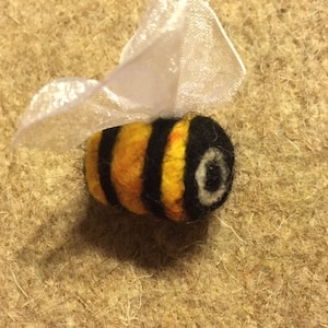 Bee Pins