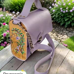 veganes Leder Lila Tasche, Crossbody-tasche, Handbemalte Tasche, Leder-Schultertasche, Handtaschen aus Leder und Holz, Geschenk für hier, Leder-Einkaufstaschen