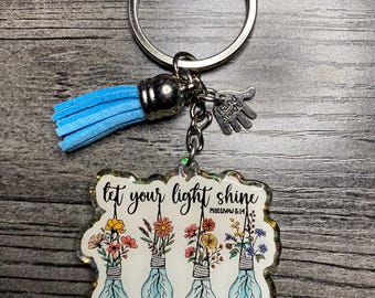 Handmade Inspirational Keychain – "Let Your Light Shine" | Floral Lightbulb Design | Christian Gift