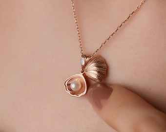 Pearl Sea Shell Necklace | Mother of Pearl Pendant | Unique Mother Day Gift | Dainty Summer Necklace | Pearl Birthday Gift