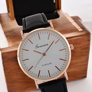 Herren Lederuhr mit Gravur - Vintage Braun Personalisierte Uhr - Valentinstagsgeschenk für Ihn - Benutzerdefinierte Jubiläumsuhr - Geschenk für Ihn