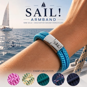 Könnte beinhalten: Ein hellblaues, zweisträngiges Seilarmband mit einem polierten, silberfarbenen Magnetverschluss, der mit dem Text SAIL! graviert ist. Das Armband wird neben fünf kreisförmigen Farbmustern in Pink, Beige, Türkis, Marineblau und Schwarz präsentiert.