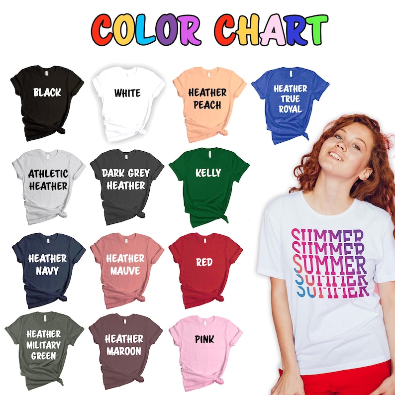 Op de afbeelding: Een kleurenkaart met t-shirts in verschillende kleuren, waaronder zwart, wit en roze. De kaart toont bovenaan de tekst "COLOR CHART". Een vrouw draagt een wit t-shirt met het woord "SUMMER" in een gradi&euml;nt.