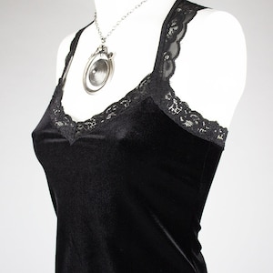 SCALLOPED LACE BACK cropped black camisole tank top