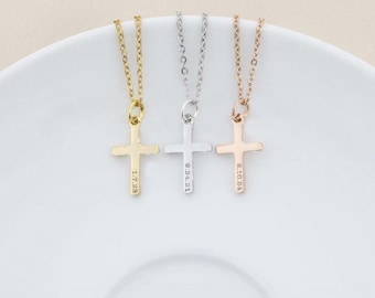 Cadeau de baptême • Collier croix personnalisé • Bijoux chrétiens • Collier première communion • Collier de baptême pour fille • Date personnalisée en or