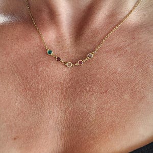 Collar con piedra de nacimiento, cristal personalizado, joyería para mamá, dijes de colores, entrelazados, familia conectada, mes de nacimiento, regalo arcoíris colorido