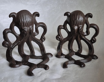 Pair of vintage style cast iron Octopus bookends - H12cm