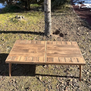 Holztisch 42 x 21 Zoll, Campingtisch aus Holz, Campingtisch im Auto, Klapptisch, Esstisch, Picknicktisch, Holz, Tisch