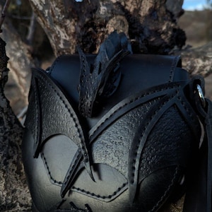 Handgemachte Leder Drachen Umhängetasche Mystisch Einzigartig Renaissance fair Accessorie Für Frauen Männer Fairycore Mutter Der Drachen Game Of Thrones