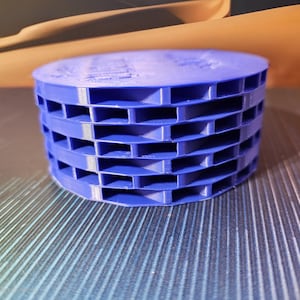 Frag N Food - Copepod Hotel & coral frag holder