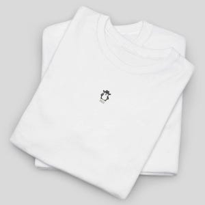 Penguin Minimalist Tee, Penguin Lover Gift, Animal Graphic Shirt, Simplistic Bird Top, Unisex Tshirt, Wildlife Theme Apparel