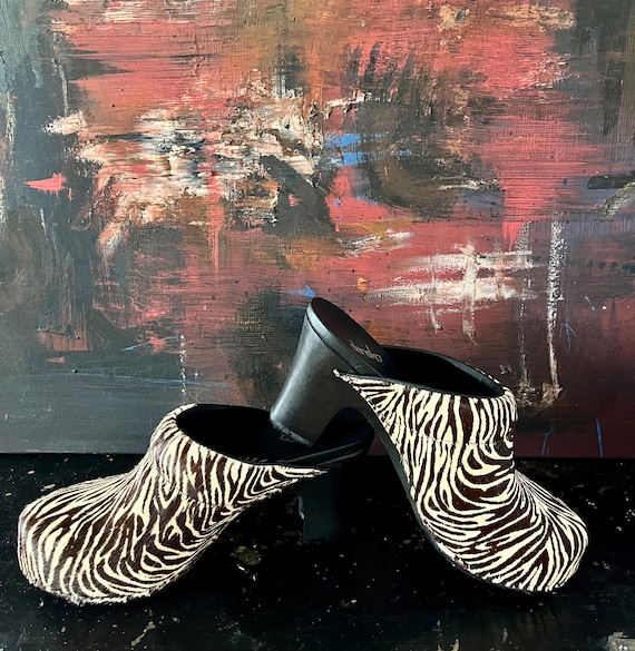 ZEBRA clogs by Dansko size 6 - image 7