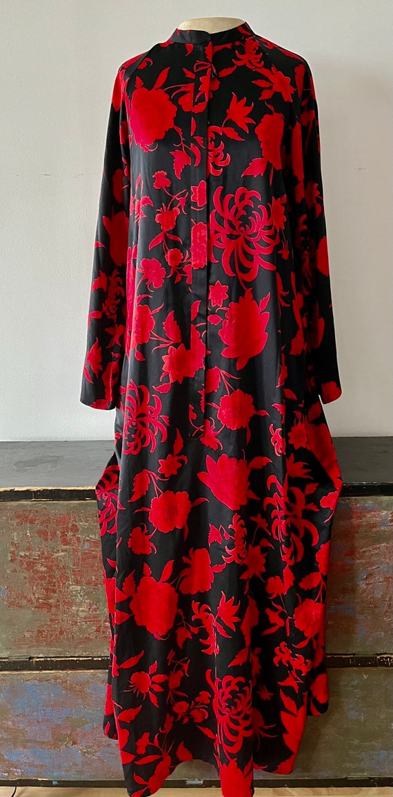 natori trance caftan