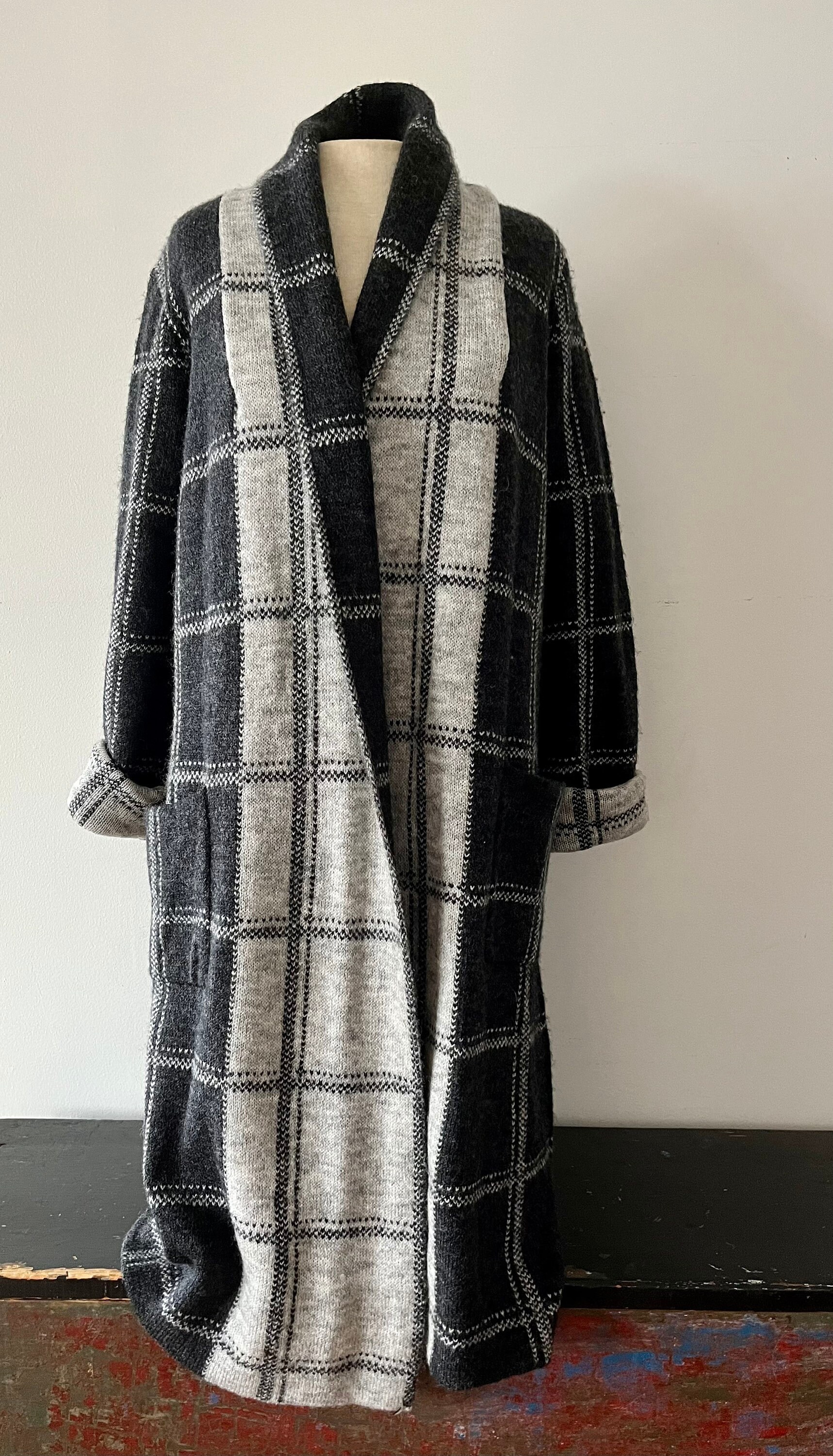 Tahari long clearance cardigan