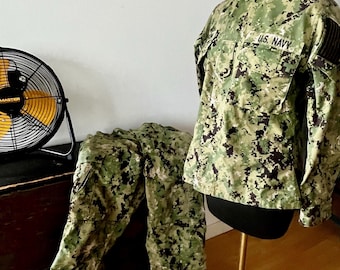 US Navy Uniform