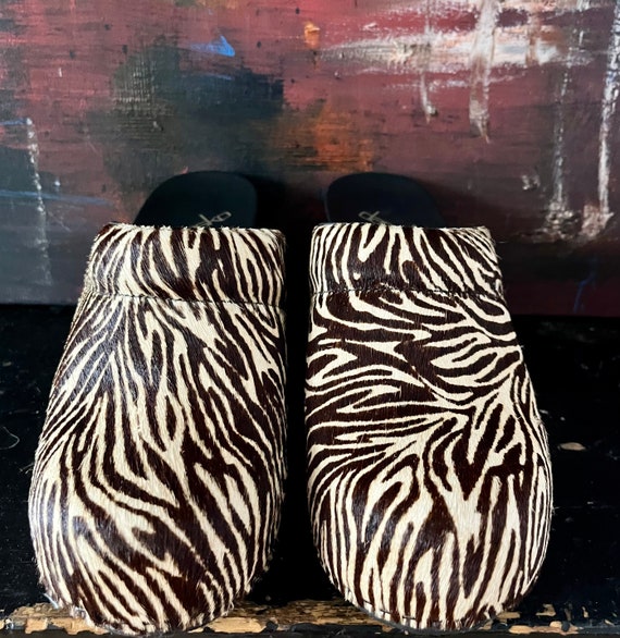 ZEBRA clogs by Dansko size 6 - image 6