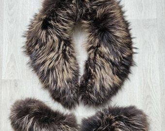 Ein Set Fellkragen mit Stulpen aus Natur Waschbärfell, Vintage, abnehmbarer Pelzkragen, Fellstulpen aus Naturfell