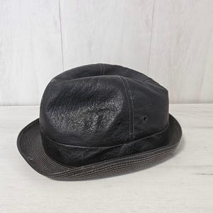 Black Fedora hat Men&#39;s Leather, Vintage mens hat, Retro hat felt Fedora, Size 7 1/4, Made in France, Vintage 1970s,