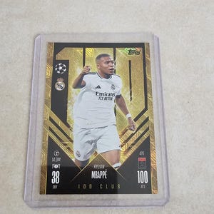 Kilian Mbappè 100 Vereinskarte Match Attax 2024/2025