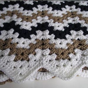 Modern Granny Chevron, Crochet Baby Blanket Pattern, Crochet Throw Blanket, Crochet Afghan Pattern image 8