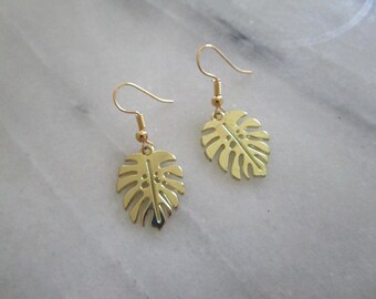 Monstera Leaf Dangle Earrings: Tropical Plant Jewelry