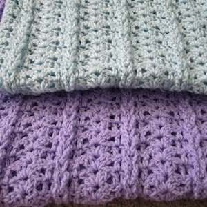 Patrón de manta de crochet con conchas y trenzas de cadena: Apto para principiantes (Patrón PDF)