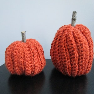 Easy Crochet Pumpkin Pattern, 2 Sizes, Beginner Crochet Pattern, Easy Crochet Pattern, Halloween and Thanksgiving Decoration