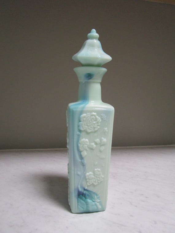 Vintage 1972 Jim Beam Jade/ Jadeite Milk Glass Liquor Bottle With Stopper 12”