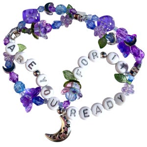 stretchy friendship bracelet • “Are you ready for it” • charm bracelet