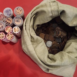 Estate Find - 7.5 lb Wheat Penny Bag & Miscellaneous Roll Penny Collection