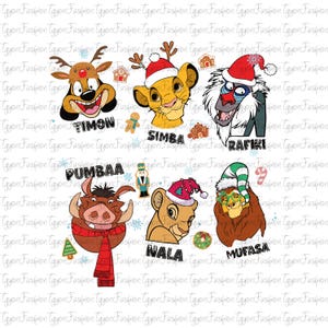 Puede incluir: Ilustración digital con personajes de El Rey León, incluyendo a Timón, Simba, Rafiki, Pumbaa, Nala y Mufasa, cada uno con atuendos festivos. Los nombres de los personajes están escritos debajo.