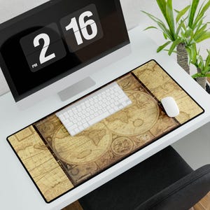 Vintage Weltkarte Schreibtischmatte, es kommt in 3 Größen, Home Office Zubehör, elegante Schreibtischdekoration, Reisegeschenk, Retro Karte, Beschützer