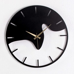 Modern Mudita Wall Clock – Gold and Silver Metal Minimalist Wall Art Clock for Living Room, Office or Bedroom – Unique Home Decor Gift Idea