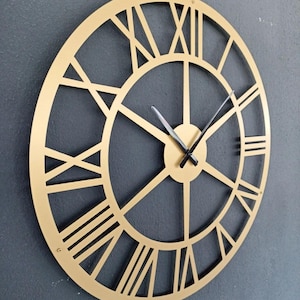 Roman Numerals Metal Wall Clock – Vintage Design, Silent Quartz Movement, Black Steel, Stylish Home & Office Decor, Perfect Gift Idea