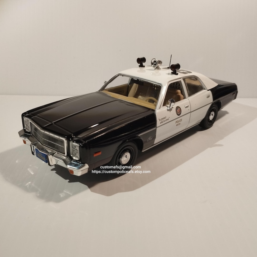 Lapd Toy Rifle Los Angeles Police Department (LAPD) 1978 Greenlight Plymouth Fury Adam ...